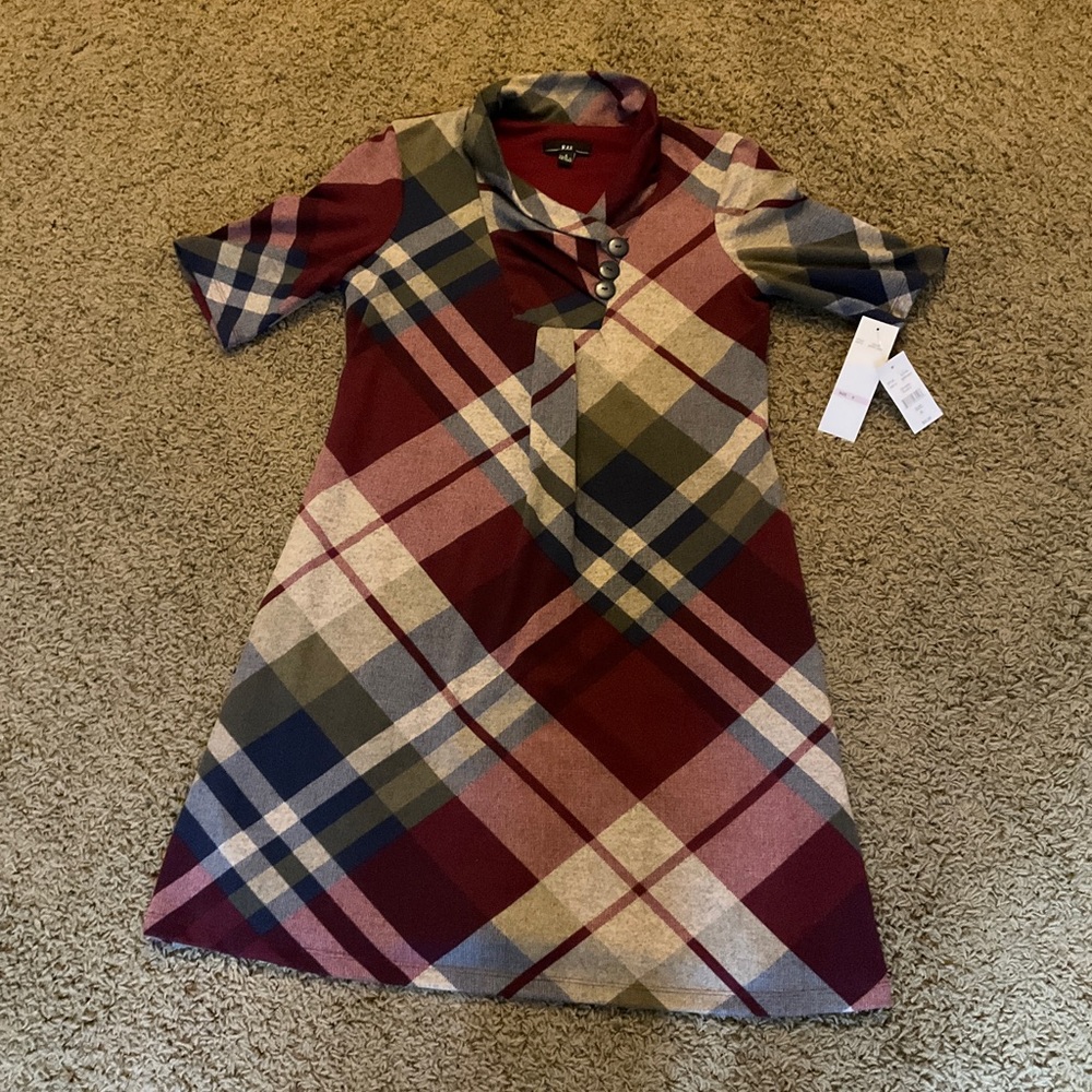 NWT~Burgundy/Blue/Grey Plaid Knit Dress—“Berry & Navy” Button detail & Stretch
